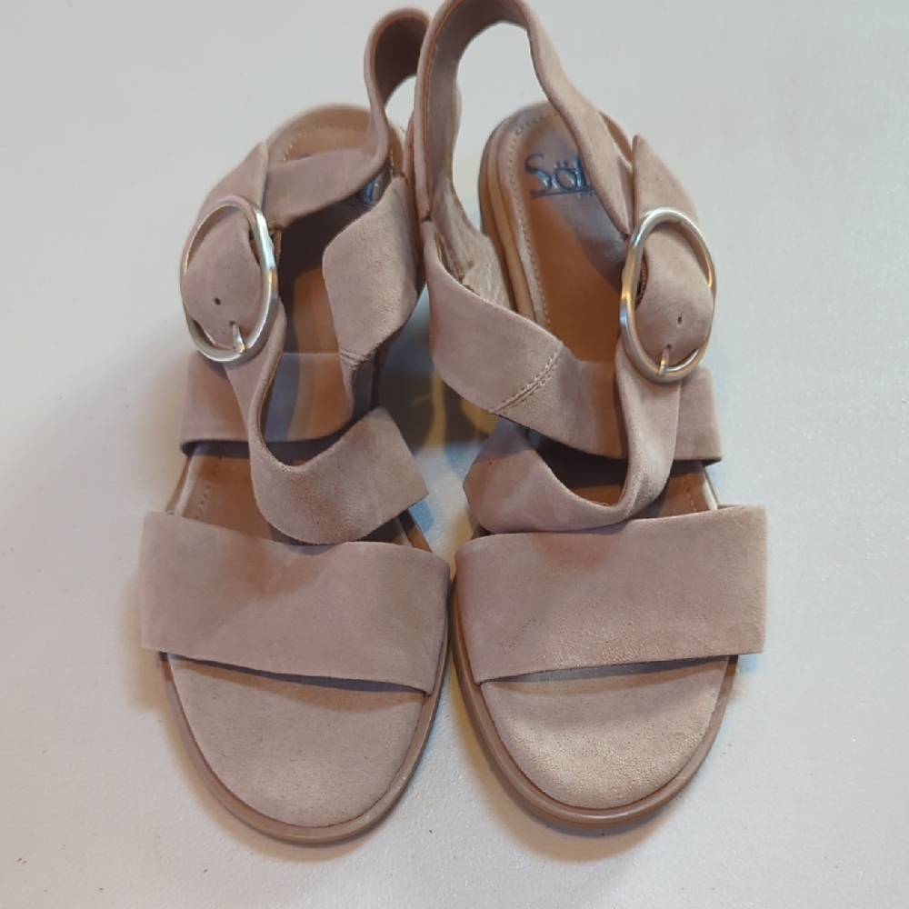 Sofft, Coryn, Taupe Suede Sandals. Size 9 - Picture 2 of 11